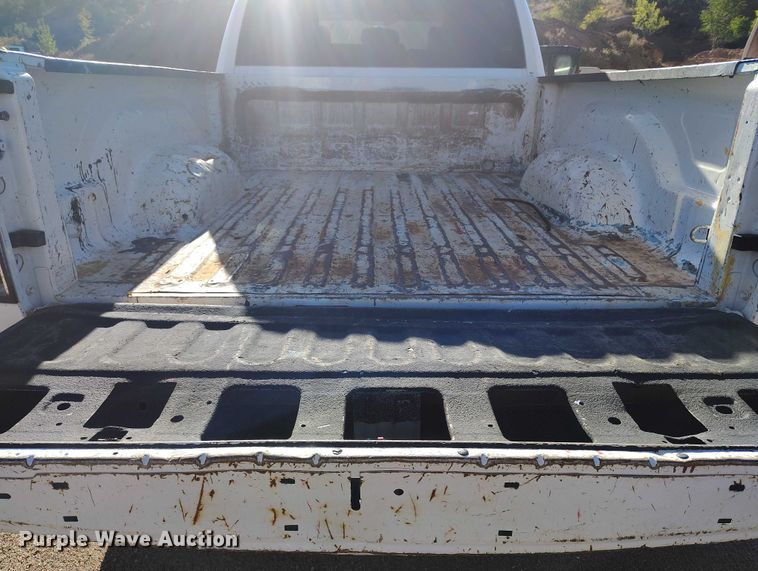 image for item BI9772 2011 Dodge Ram 2500HD Crew Cab pickup truck