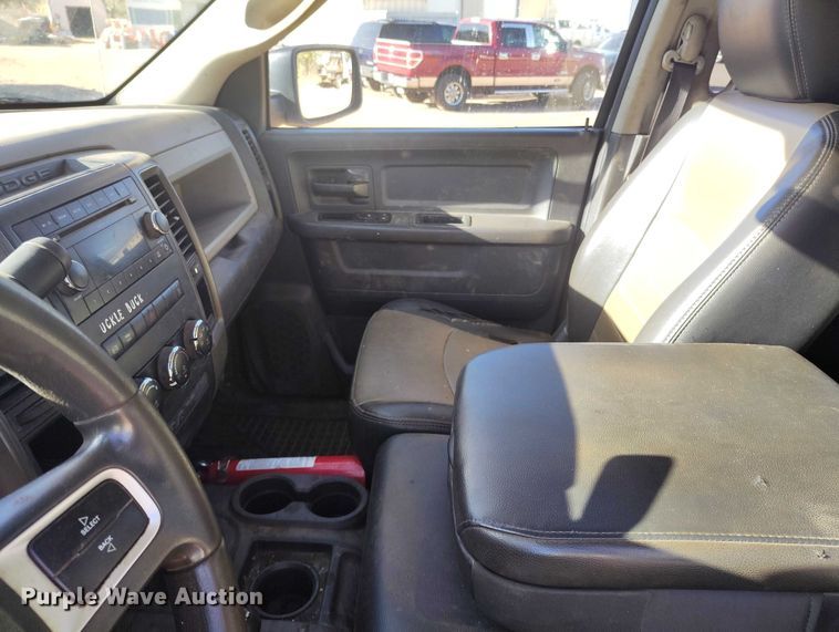 image for item BI9772 2011 Dodge Ram 2500HD Crew Cab pickup truck