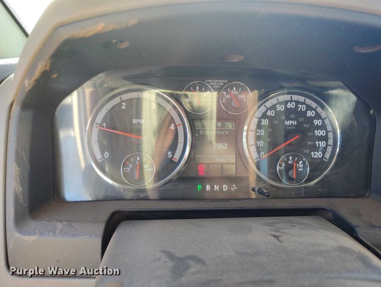 image for item BI9772 2011 Dodge Ram 2500HD Crew Cab pickup truck