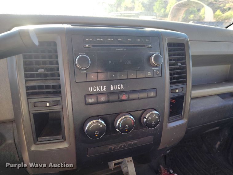 image for item BI9772 2011 Dodge Ram 2500HD Crew Cab pickup truck