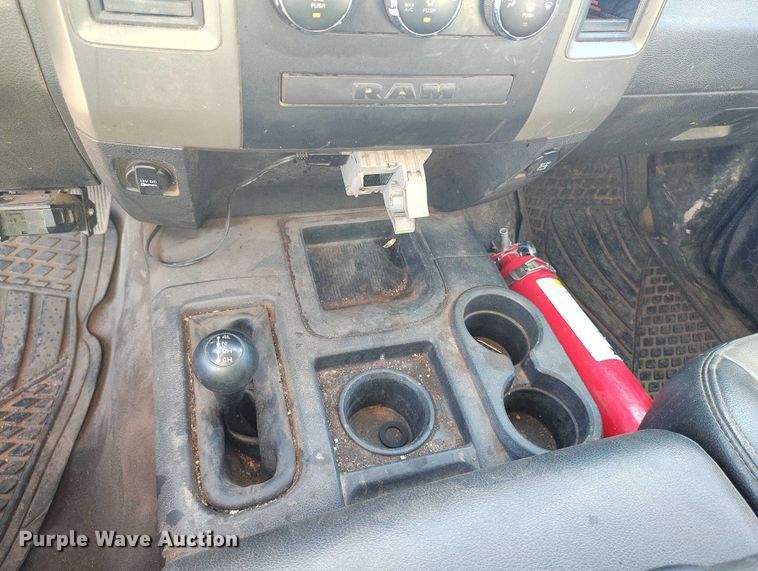 image for item BI9772 2011 Dodge Ram 2500HD Crew Cab pickup truck