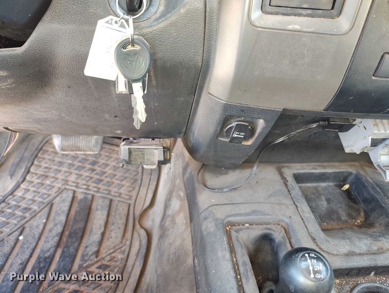 image for item BI9772 2011 Dodge Ram 2500HD Crew Cab pickup truck