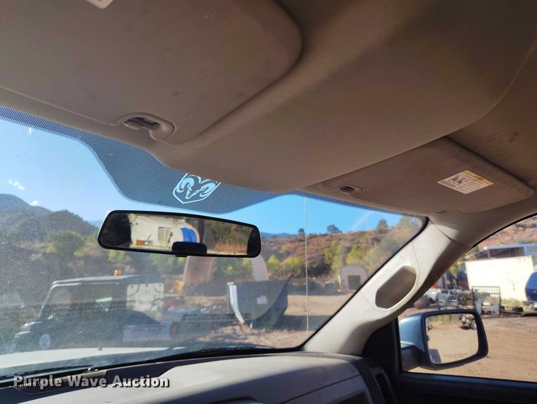 image for item BI9772 2011 Dodge Ram 2500HD Crew Cab pickup truck