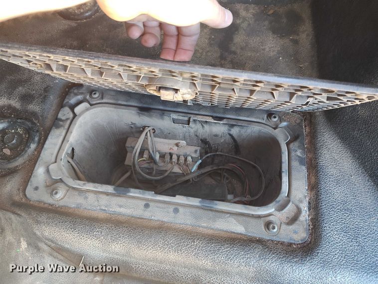 image for item BI9772 2011 Dodge Ram 2500HD Crew Cab pickup truck