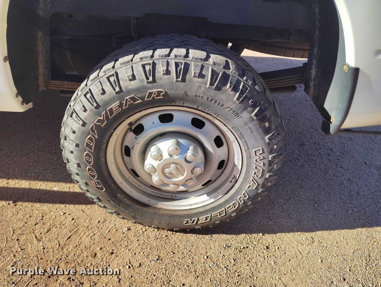 image for item BI9772 2011 Dodge Ram 2500HD Crew Cab pickup truck