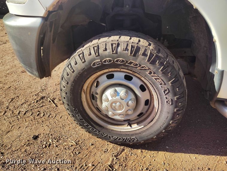 image for item BI9772 2011 Dodge Ram 2500HD Crew Cab pickup truck