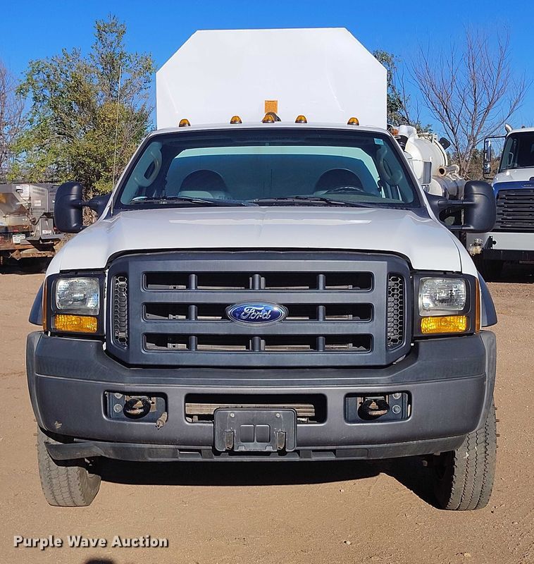 image for item BI9773 2006 Ford F450 Super Duty XL sewer rodder truck