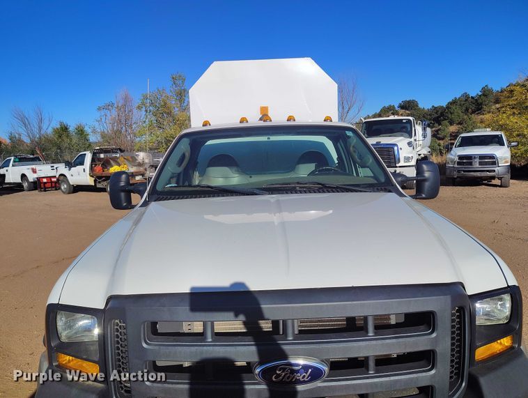 image for item BI9773 2006 Ford F450 Super Duty XL sewer rodder truck