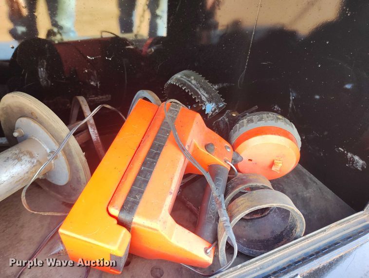 image for item BI9773 2006 Ford F450 Super Duty XL sewer rodder truck