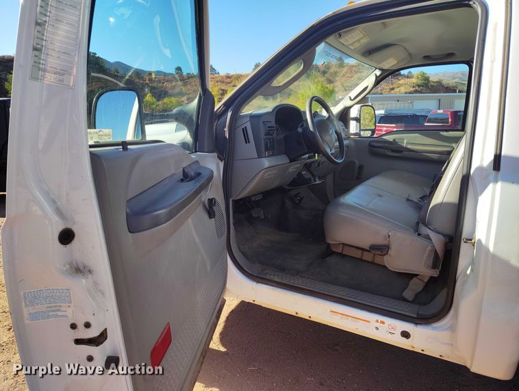 image for item BI9773 2006 Ford F450 Super Duty XL sewer rodder truck