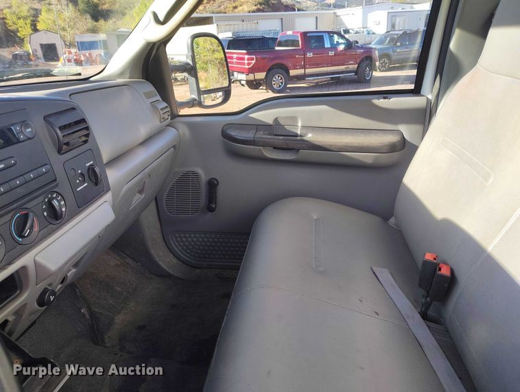 image for item BI9773 2006 Ford F450 Super Duty XL sewer rodder truck