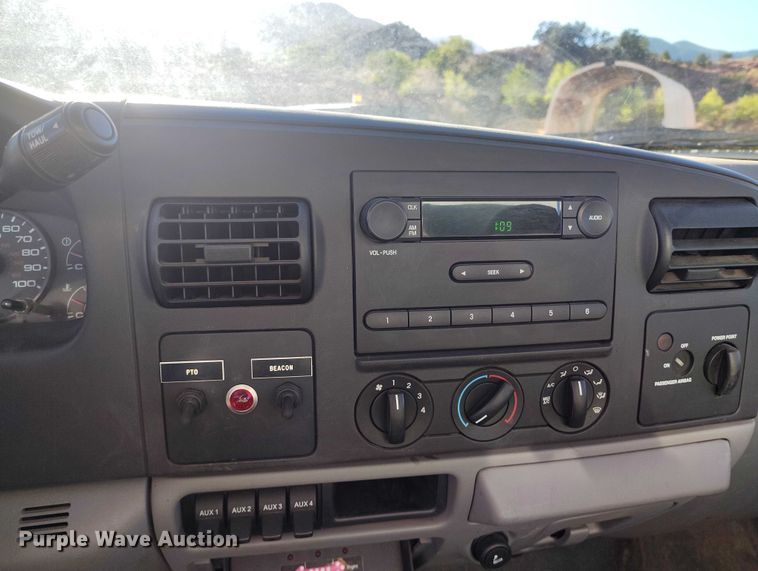 image for item BI9773 2006 Ford F450 Super Duty XL sewer rodder truck