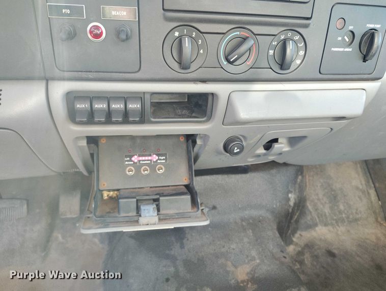 image for item BI9773 2006 Ford F450 Super Duty XL sewer rodder truck