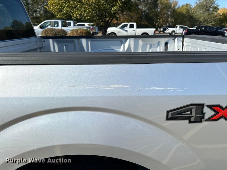 image for item DF8642 2016 Ford F150 XL SuperCab pickup truck