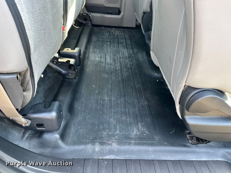 image for item DF8642 2016 Ford F150 XL SuperCab pickup truck