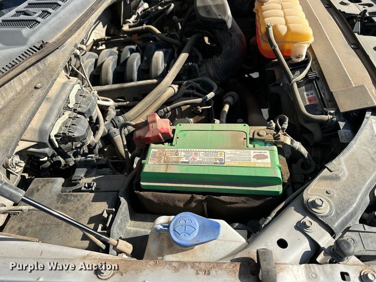 image for item DF8642 2016 Ford F150 XL SuperCab pickup truck