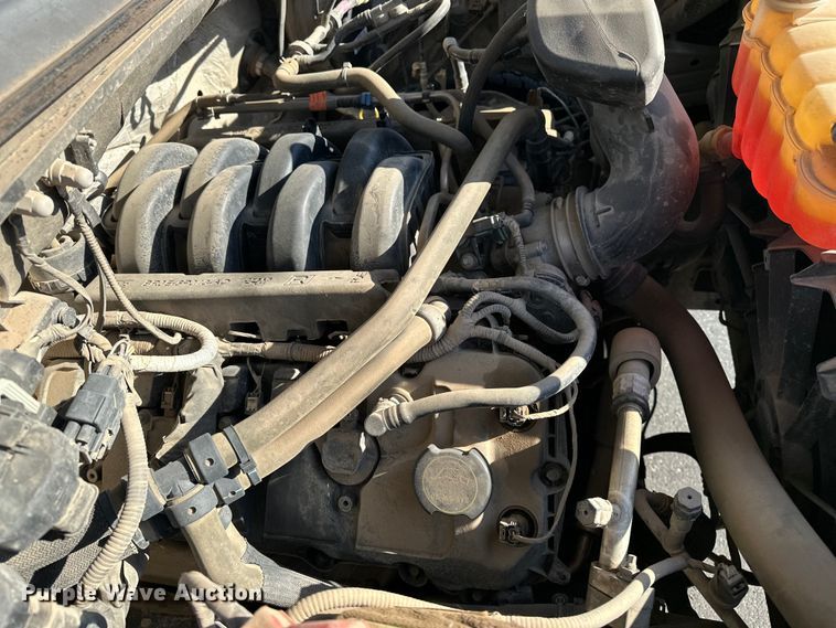 image for item DF8642 2016 Ford F150 XL SuperCab pickup truck