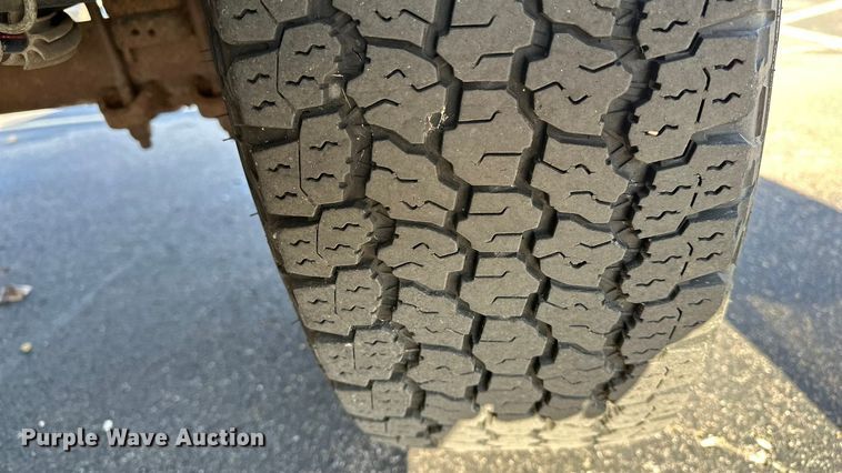 image for item DF8642 2016 Ford F150 XL SuperCab pickup truck