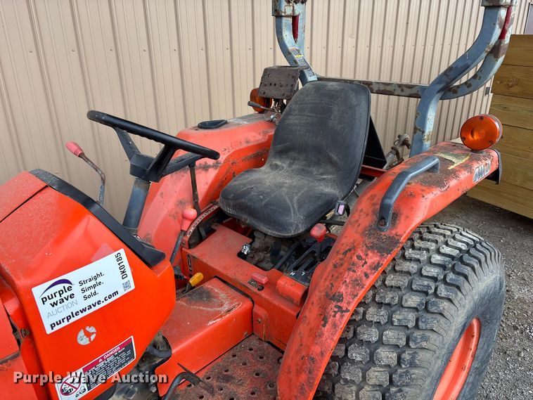 image for item DK0185 Kubota L3400 MFWD lawn tractor