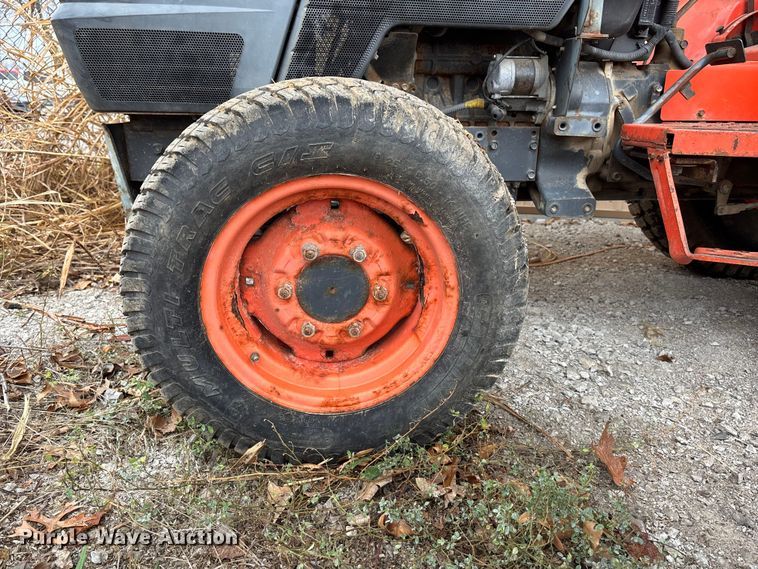 image for item DK0185 Kubota L3400 MFWD lawn tractor