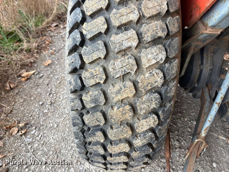 image for item DK0185 Kubota L3400 MFWD lawn tractor