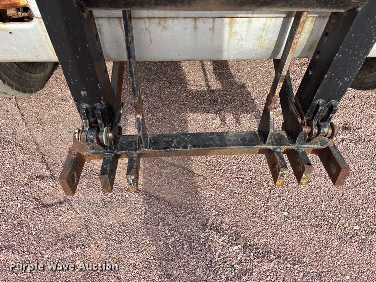 image for item DK0217 1992 International 4700 dump truck