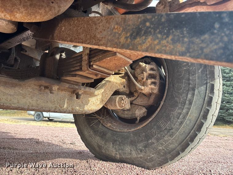 image for item DK0217 1992 International 4700 dump truck