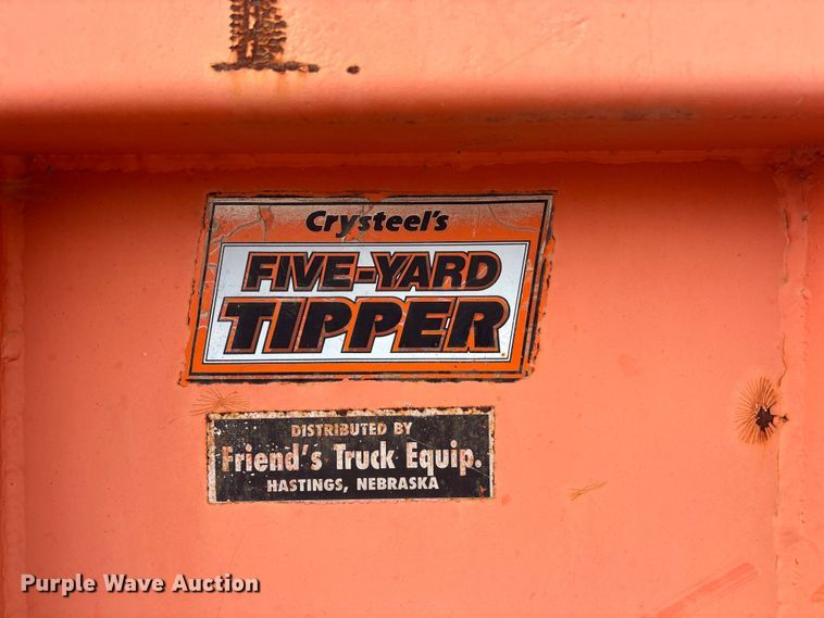 image for item DK0217 1992 International 4700 dump truck