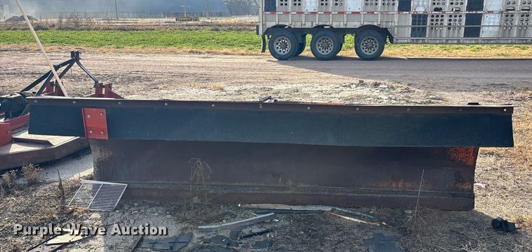 image for item DK0217 1992 International 4700 dump truck