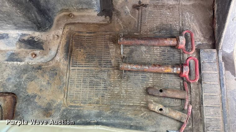 image for item DK0217 1992 International 4700 dump truck