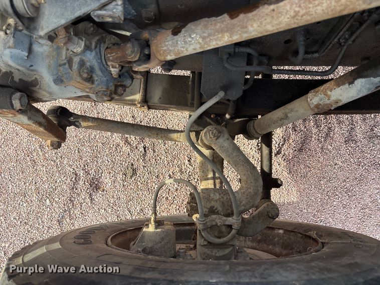 image for item DK0217 1992 International 4700 dump truck