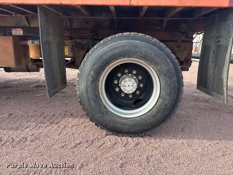 image for item DK0217 1992 International 4700 dump truck