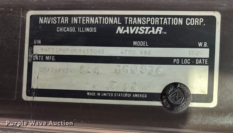 image for item DK0217 1992 International 4700 dump truck