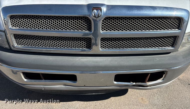 image for item DK6819 2001 Dodge Ram 1500 pickup truck