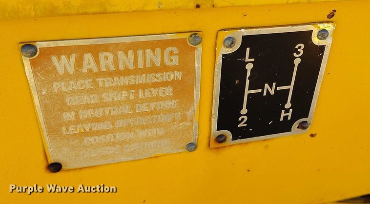 image for item DP5154 Ferguson  SP912 pneumatic roller