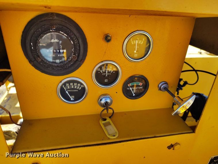 image for item DP5154 Ferguson  SP912 pneumatic roller