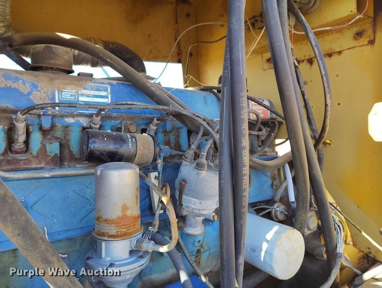 image for item DP5154 Ferguson  SP912 pneumatic roller