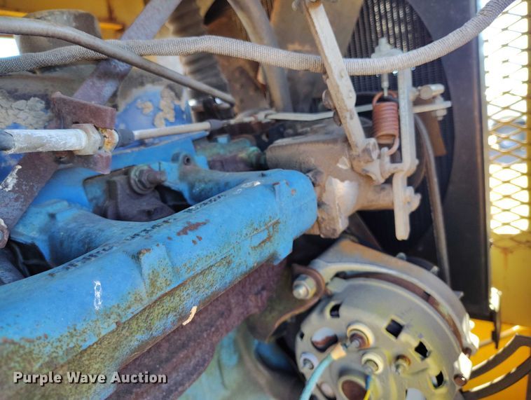 image for item DP5154 Ferguson  SP912 pneumatic roller