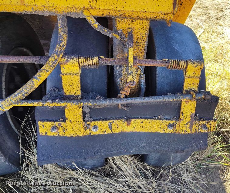 image for item DP5154 Ferguson  SP912 pneumatic roller