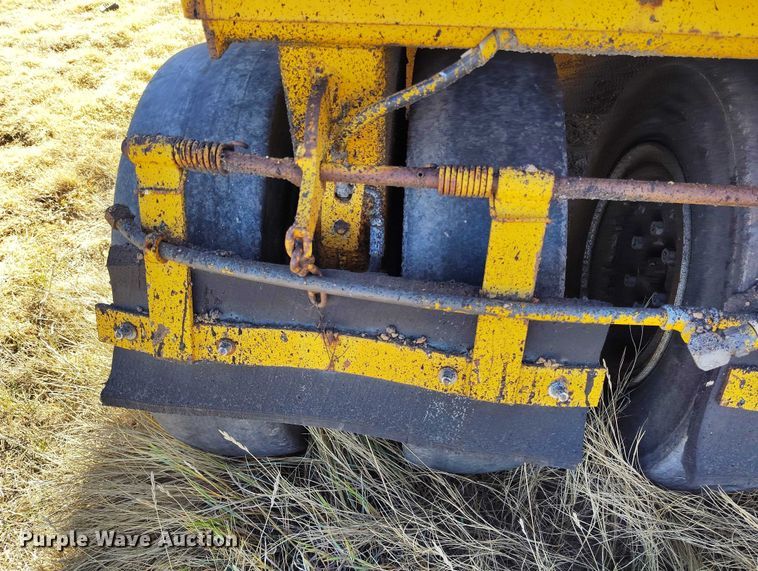 image for item DP5154 Ferguson  SP912 pneumatic roller