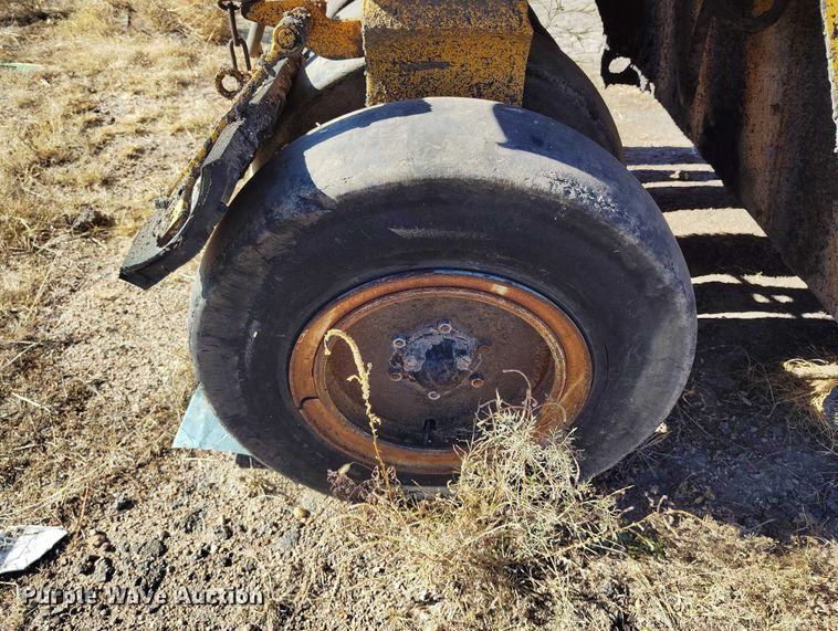 image for item DP5154 Ferguson  SP912 pneumatic roller