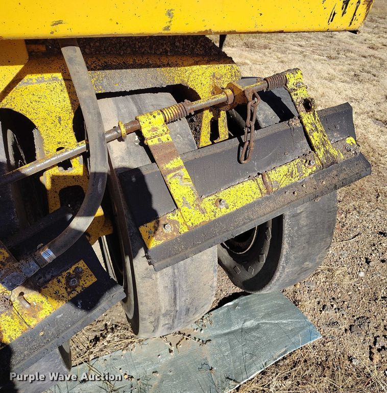 image for item DP5154 Ferguson  SP912 pneumatic roller