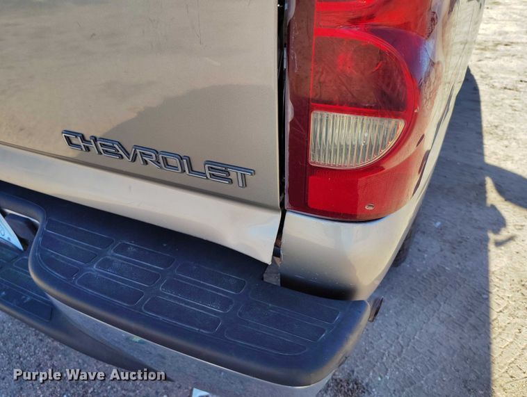 image for item DP5155 2003 Chevrolet Silverado 1500 Ext. Cab pickup truck