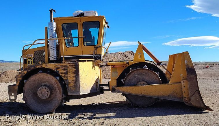 image for item DP5162 CMI TM-3-350 landfill compactor