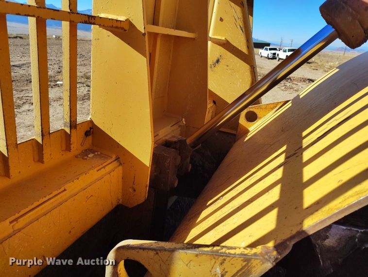 image for item DP5162 CMI TM-3-350 landfill compactor