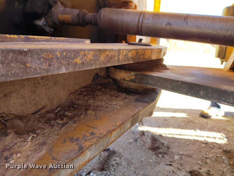 image for item DP5162 CMI TM-3-350 landfill compactor