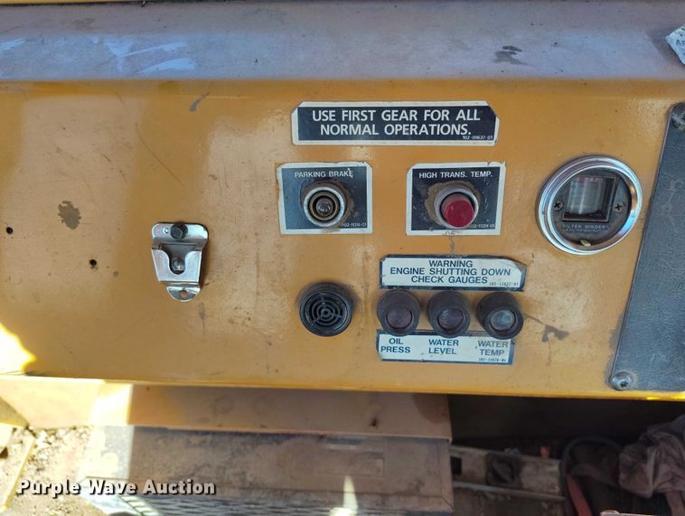 image for item DP5162 CMI TM-3-350 landfill compactor