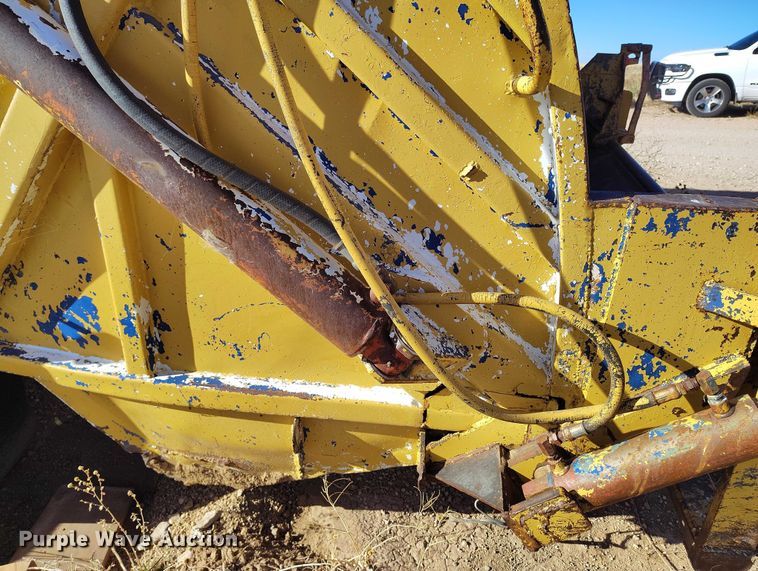 image for item DP5163 1974 Ford LN800 refuse truck