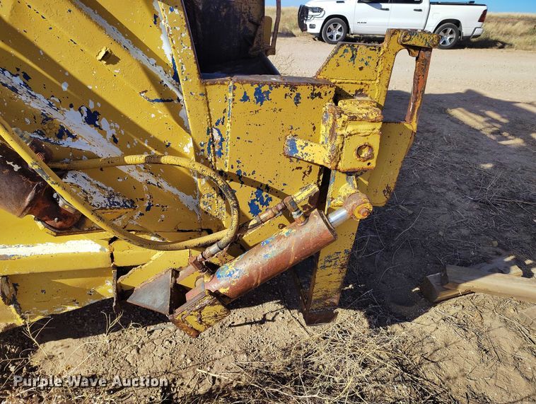 image for item DP5163 1974 Ford LN800 refuse truck