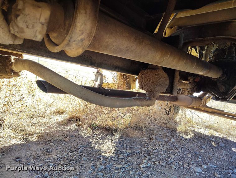 image for item DP5163 1974 Ford LN800 refuse truck